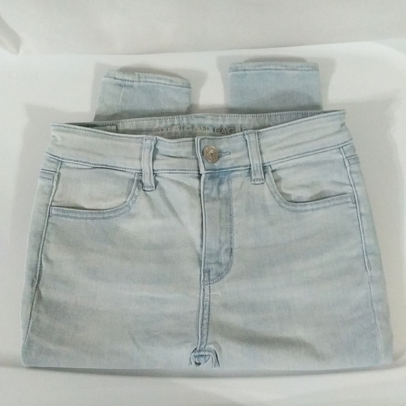 American Eagle Outfitters Denim - 𝅺American Eagle Light Wash Hi-Rise Jeggings Next Level Stretch Jeans - size 2